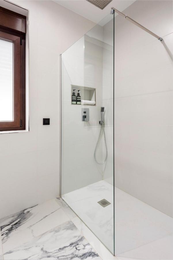 Quivir Apartamentos Deluxe Casa Del Arco Andújar Extérieur photo